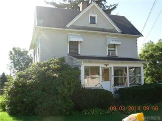 11 Liberty St, Castile, NY 14427