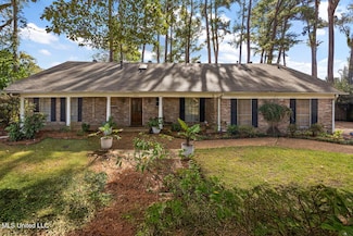 1423 Roxbury Place, Jackson, MS 39211
