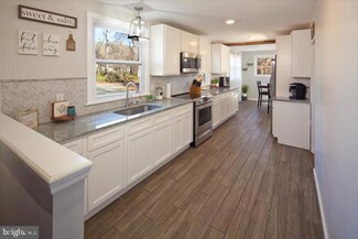 4409 Mays Landing Rd, Vineland, NJ 08361