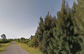 11375 & 11379 5th Ave, Punta Gorda, FL 33955