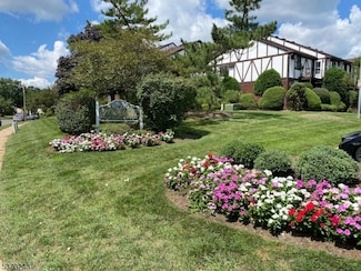 73 Farm Rd, Hillsborough, NJ 08844