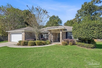 4400 Amberwood Cir, Milton, FL 32571