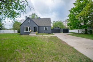 1658 Joslyn Rd, Muskegon, MI 49445