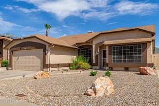 4208 W Whispering Wind Dr, Glendale, AZ 85310
