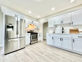 373 Hampden St, Chicopee, MA 01013