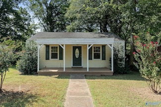 207 Richmond Dr NW, Huntsville, AL 35811