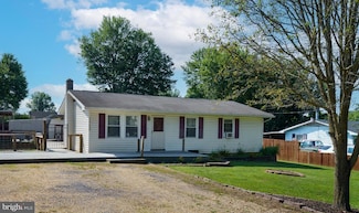 7752 Pleasant View Ave, Middletown, VA 22645