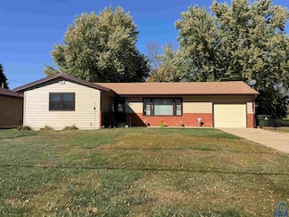 4501 46th St, Sioux City, IA 51108
