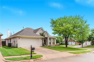 3203 Hudson St, Denton, TX 76210