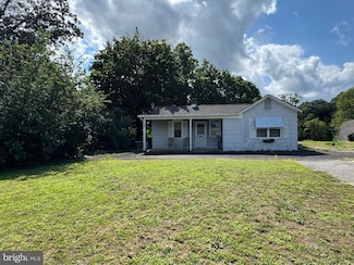 4 Woodlawn Dr, Newfield, NJ 08344