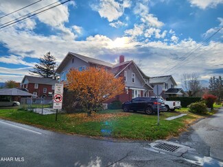 649 Shamrock Ln, Duncansville, PA 16635
