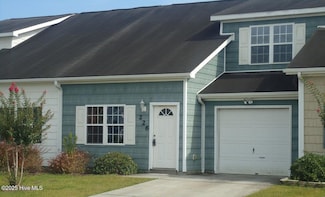 226 Jessie Cir, Hubert, NC 28539