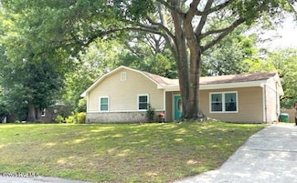 229 Southgate Rd, Wilmington, NC 28412