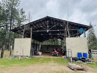 32 Lone Wolf Ln, Trout Creek, MT 59874