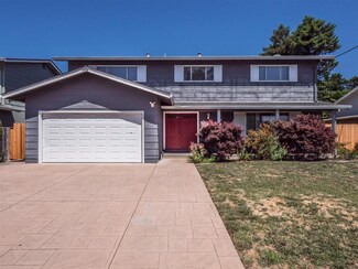 621 Monterey Ave, Capitola, CA 95010