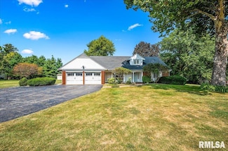 728 E Euclid Ave, Monmouth, IL 61462