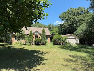 1085 2nd Division, Plainwell, MI 49080