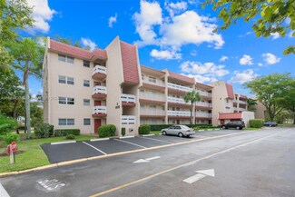 1005 Country Club Dr Unit 201, Margate, FL 33063