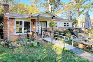 26 Ashe Rd, Candler, NC 28715