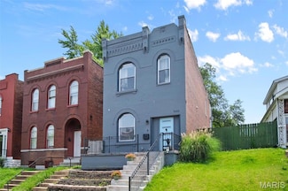 3452 Osage St, Saint Louis, MO 63118