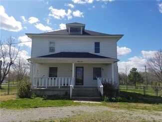 310 S Elizabeth St, Corder, MO 64021