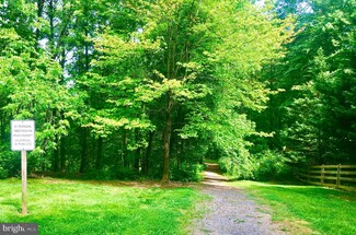 8925 Triple Ridge Rd, Fairfax Station, VA 22039