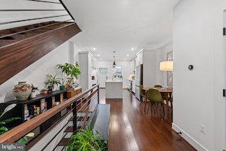 3921 Roland Ave, Baltimore, MD 21211