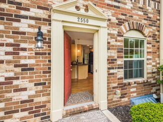 2550 Shore Line Ln Unit N2550, Columbus, OH 43221