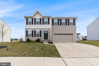 305 Bluecoat St, Dover, DE 19901