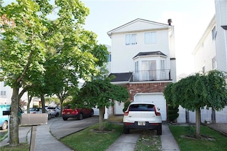 50 Dina Ct, Staten Island, NY 10306