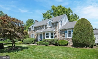2419 Geneva Ave, Glenside, PA 19038