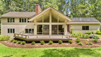 17 Merrywood, Simsbury, CT 06070