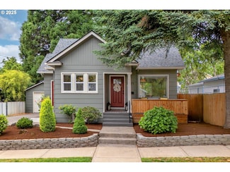 2721 SE 78th Ave, Portland, OR 97206