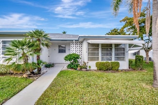 1192 S Drive Cir Unit D, Delray Beach, FL 33445