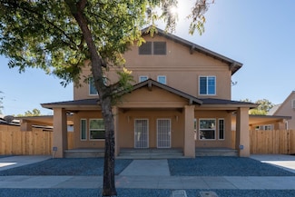 656 E Mckinley Ave, Fresno, CA 93728