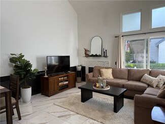 410 Fallingstar Unit 35, Irvine, CA 92614