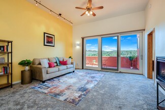 608 Avenida Villa Hermosa Unit 202, Santa Fe, NM 87506