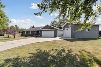 2132 Poff St, Beloit, WI 53511
