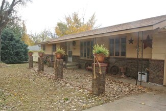 125 S 7th St, Colwich, KS 67030