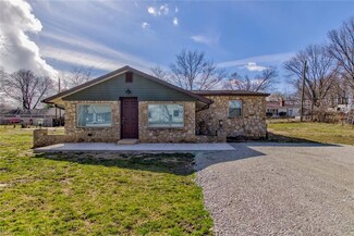 36 Miami Dr, Noblesville, IN 46062