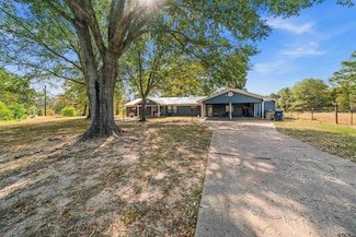 13191 Cr 168, Flint, TX 75762