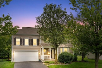 4560 Greyson Dr, Powell, OH 43065