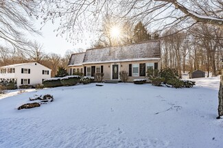167 Clover Hill Dr, Feeding Hills, MA 01030