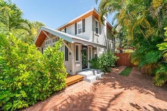 715 Palm St, West Palm Beach, FL 33401