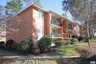 1800 Jefferson Park Ave Unit 20, Charlottesville, VA 22903
