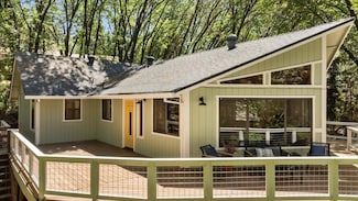 17615 Lawrence Way, Grass Valley, CA 95949