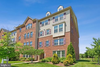 7895 Culloden Crest Ln, Gainesville, VA 20155