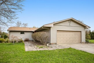 3130 Burkley Rd, Williamston, MI 48895