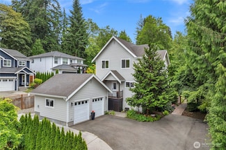 7709 NE 170th St, Kenmore, WA 98028