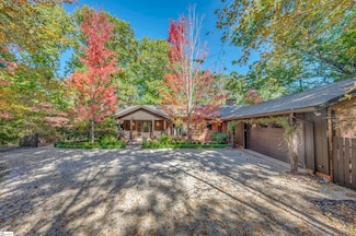 550 Ridgetop Rd, Tryon, NC 28782